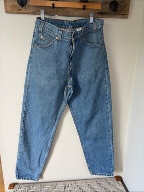 90’s Levi’s 550 Relaxed Fit Orange Tag Jeans